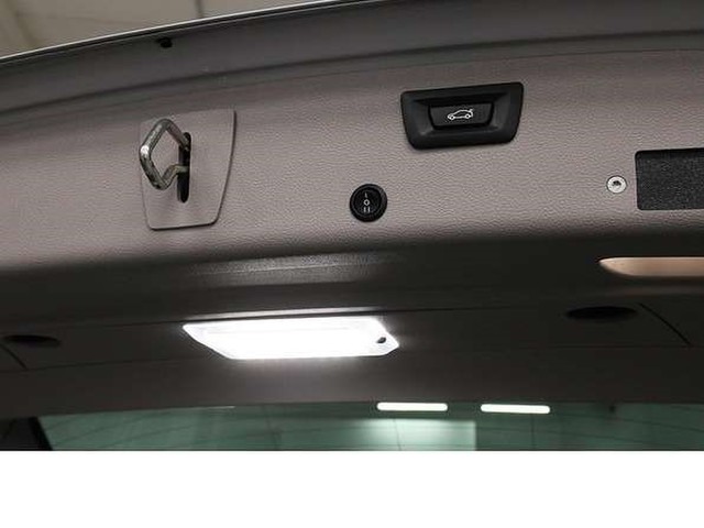 BMW BMW Série 3 VI (F30) 318d 150ch Executive