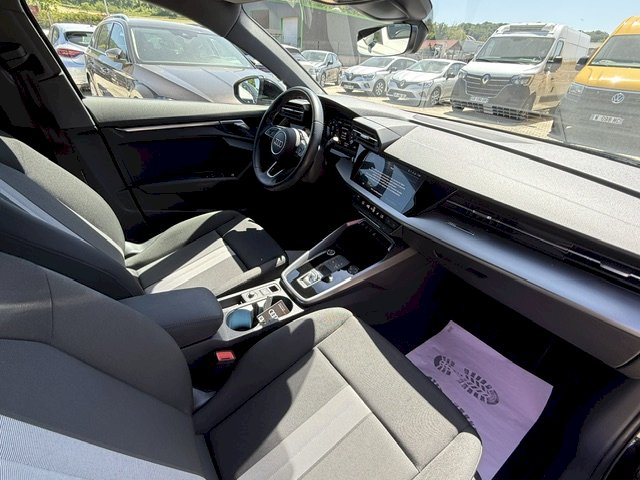 Audi Audi A3 SPORTBACK 30 TDI S-TRONIC