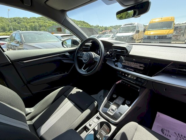 Audi Audi A3 SPORTBACK 30 TDI S-TRONIC