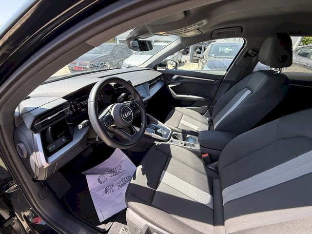 Audi Audi A3 SPORTBACK 30 TDI S-TRONIC
