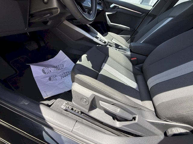 Audi Audi A3 SPORTBACK 30 TDI S-TRONIC