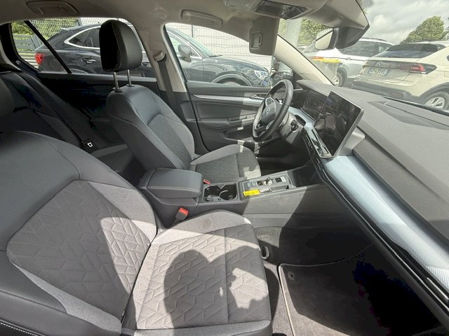VOLKSWAGEN Volkswagen Golf LIFE GOAL DSG 150 CH