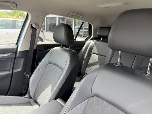 VOLKSWAGEN Volkswagen Golf LIFE GOAL DSG 150 CH