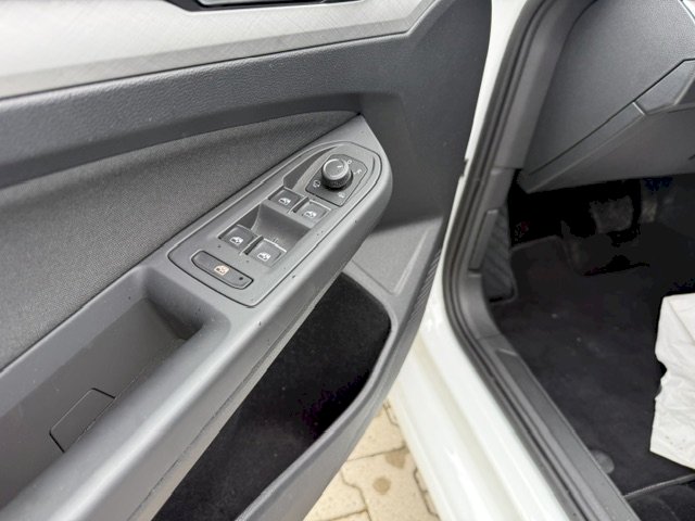 VOLKSWAGEN Volkswagen Golf LIFE 2.0 TDI 116 CH DSG