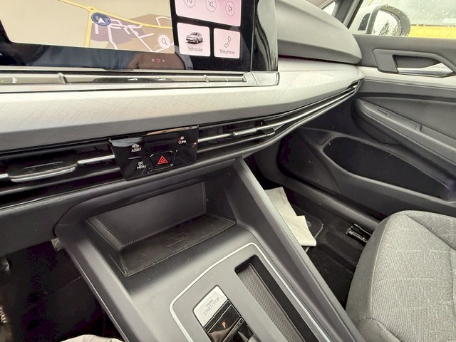 VOLKSWAGEN Volkswagen Golf LIFE 2.0 TDI 116 CH DSG