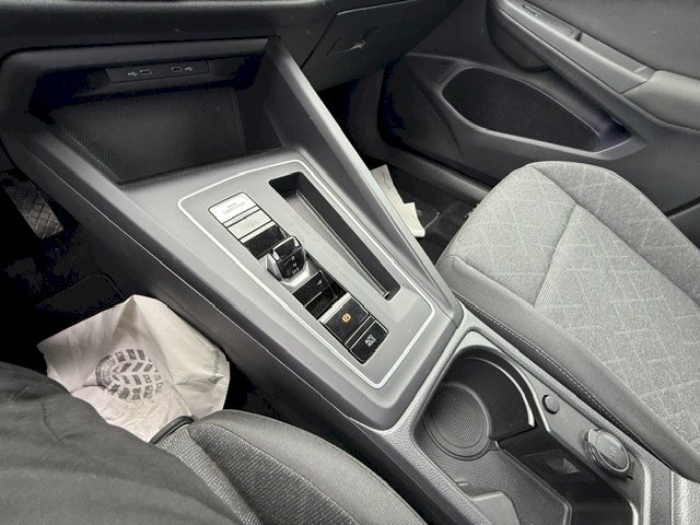 VOLKSWAGEN Volkswagen Golf LIFE 2.0 TDI 116 CH DSG