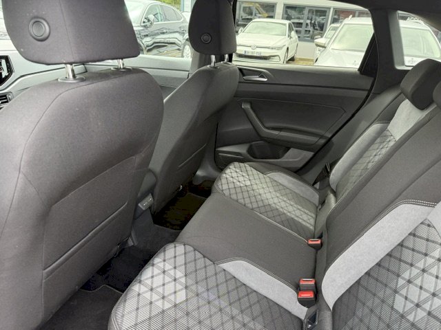 VOLKSWAGEN Volkswagen Taigo Taigo R-Line 110 CH BVM6