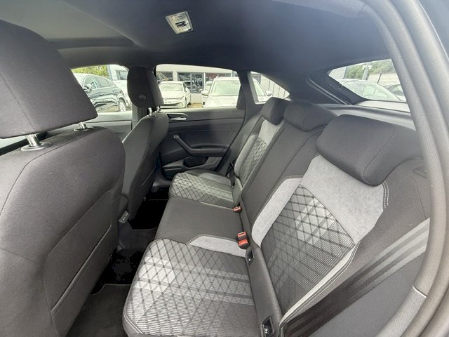 VOLKSWAGEN Volkswagen Taigo Taigo R-Line 110 CH BVM6