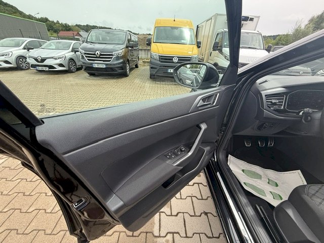 VOLKSWAGEN Volkswagen Taigo Taigo R-Line 110 CH BVM6