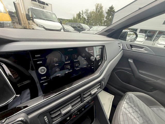VOLKSWAGEN Volkswagen Taigo Taigo R-Line 110 CH BVM6