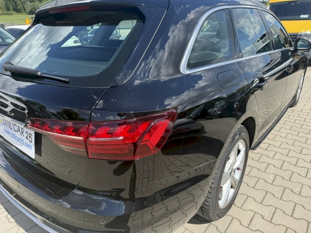 Audi Audi A4 V (B9) 40 TDI 204ch Design S tronic 7