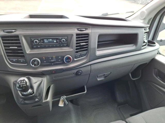 FORD Ford Transit L4 2.0 EcoBlue 130 ch Caisse HAYON