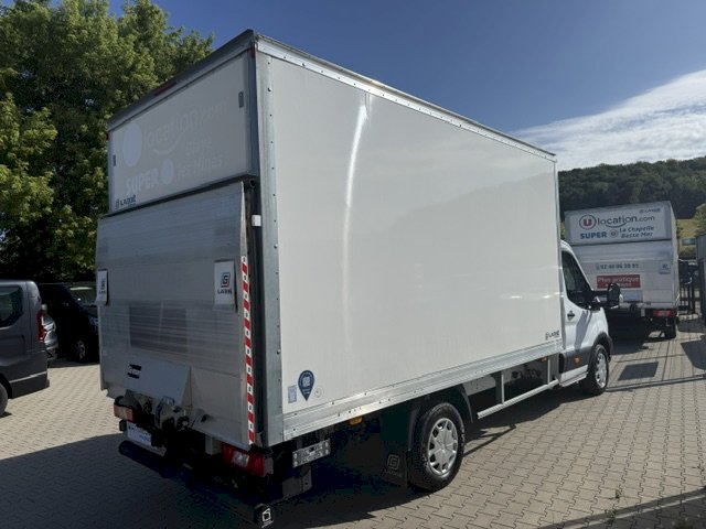 FORD Ford Transit L4 2.0 EcoBlue 130 ch Caisse HAYON