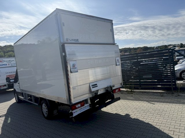 FORD Ford Transit L4 2.0 EcoBlue 130 ch Caisse HAYON