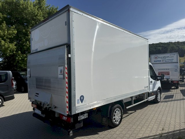 FORD Ford Transit L4 2.0 EcoBlue 130 ch Caisse HAYON