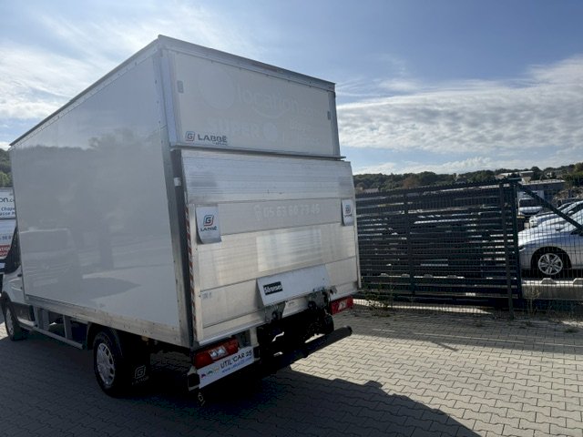 FORD Ford Transit L4 2.0 EcoBlue 130 ch Caisse HAYON
