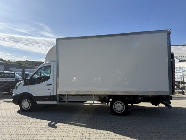 FORD Ford Transit L4 2.0 EcoBlue 130 ch Caisse HAYON