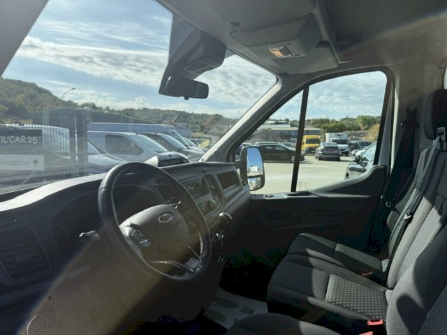 FORD Ford Transit L4 2.0 EcoBlue 130 ch Caisse HAYON