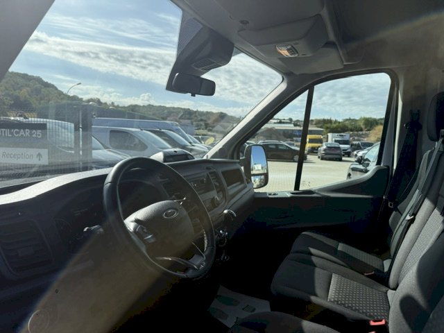 FORD Ford Transit L4 2.0 EcoBlue 130 ch Caisse HAYON