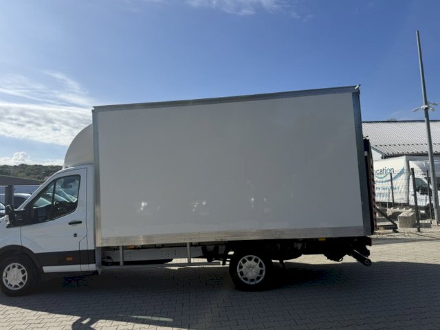 FORD Ford Transit L4 2.0 EcoBlue 130 ch Caisse HAYON