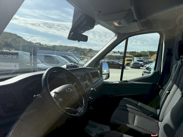 FORD Ford Transit L4 2.0 EcoBlue 130 ch Caisse HAYON
