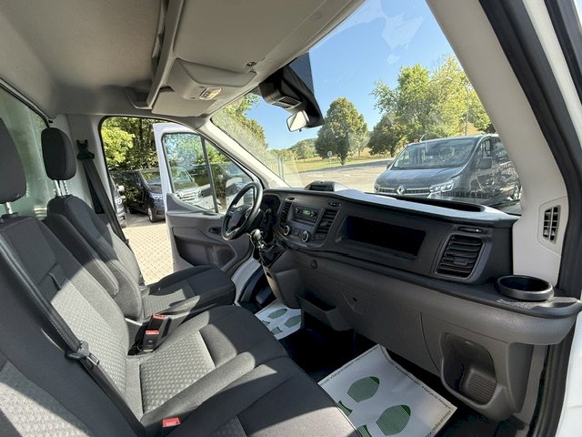 FORD Ford Transit L4 2.0 EcoBlue 130 ch Caisse HAYON