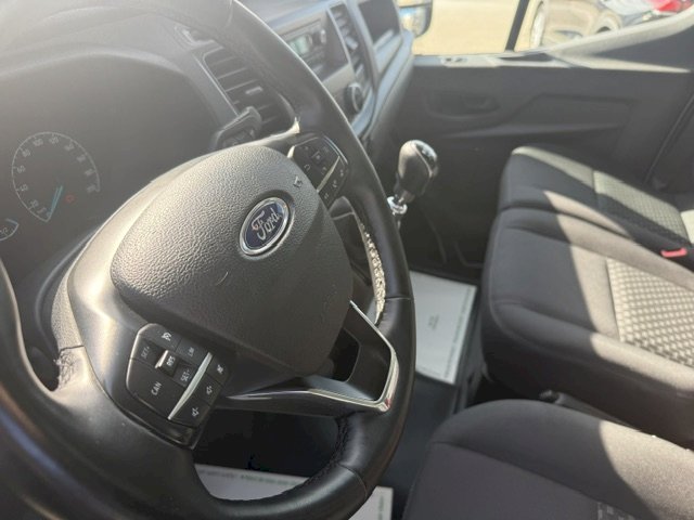FORD Ford Transit L4 2.0 EcoBlue 130 ch Caisse HAYON