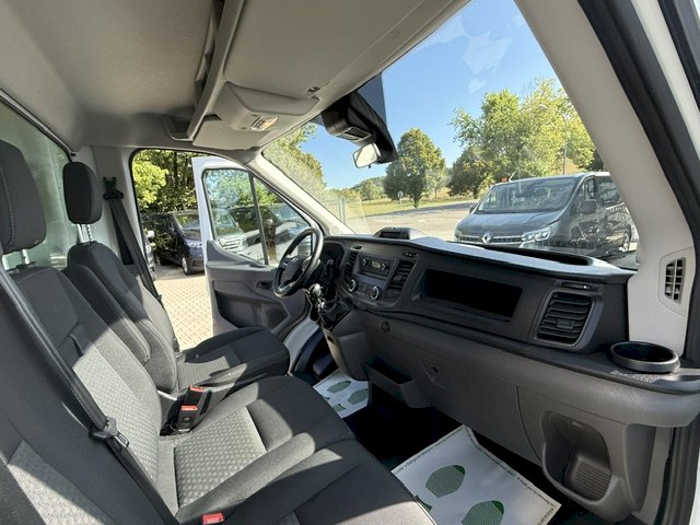 FORD Ford Transit L4 2.0 EcoBlue 130 ch Caisse HAYON