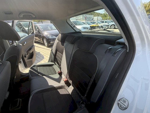 Skoda Skoda Fabia 1.0 TSI 95 CH AMBITION