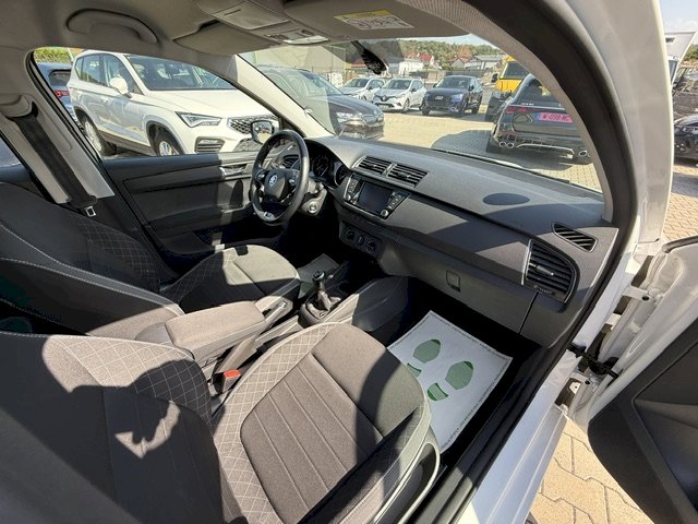 Skoda Skoda Fabia 1.0 TSI 95 CH AMBITION