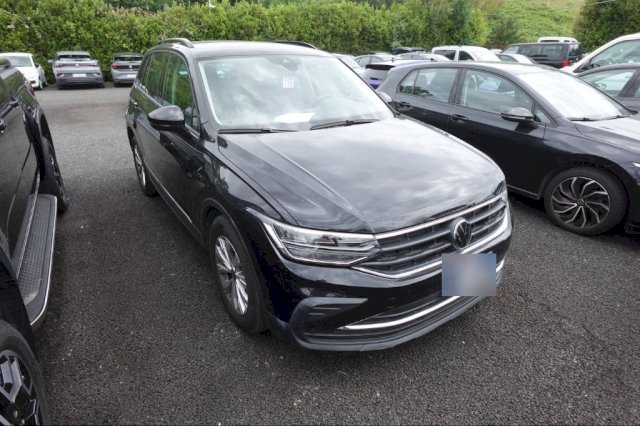 VOLKSWAGEN Volkswagen Tiguan  Life 2.0 TDI 122 CH BVM6