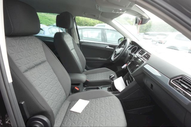 VOLKSWAGEN Volkswagen Tiguan  Life 2.0 TDI 122 CH BVM6