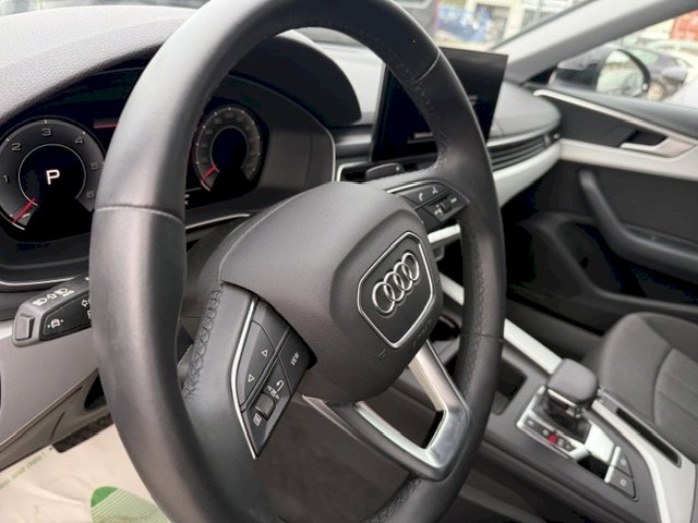 Audi Audi A4 35 TDI ADVANCED 163 CH