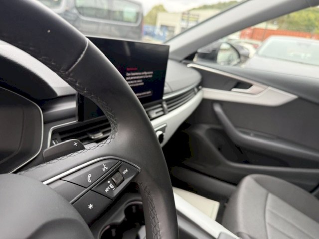Audi Audi A4 35 TDI ADVANCED 163 CH