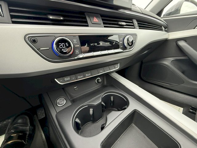 Audi Audi A4 35 TDI ADVANCED 163 CH