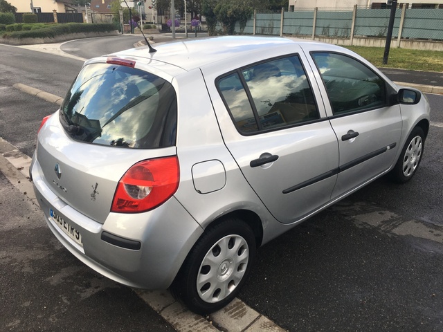 Renault Renault Clio 1.5 Dci 70ch AUTHENTIQUE 5P