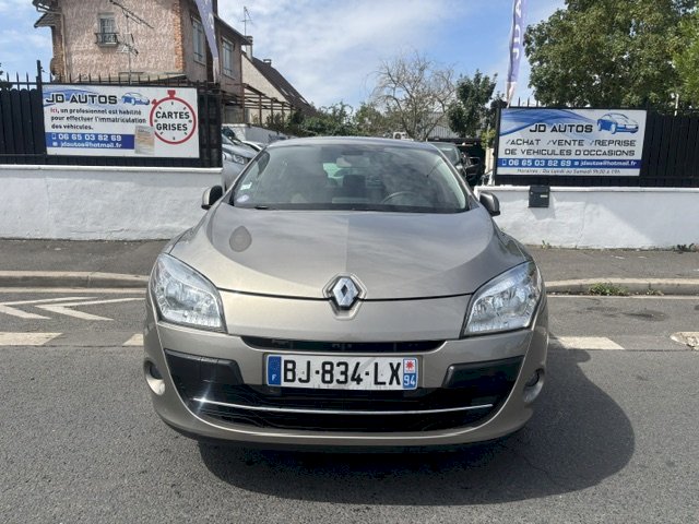 Renault Renault Megane III (B95) 1.4 TCe 130ch XV de France