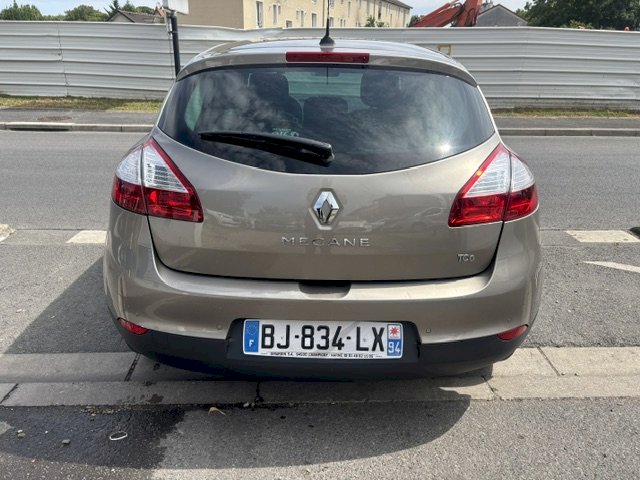 Renault Renault Megane III (B95) 1.4 TCe 130ch XV de France