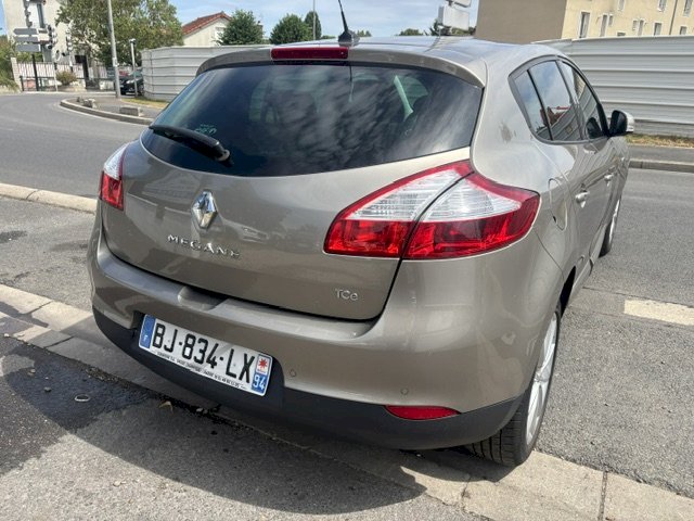 Renault Renault Megane III (B95) 1.4 TCe 130ch XV de France