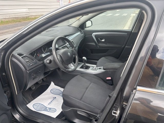 Renault Renault Laguna III (B91) 1.5 dCi 110ch Carminat eco²