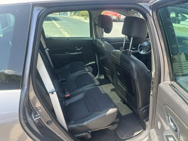 Renault Renault Megane III (B95) 1.6 dCi 130ch energy Bose eco² 2015