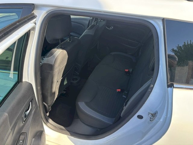 Renault Renault Clio IV (B98) 1.5 dCi 90ch Intens EDC eco² 