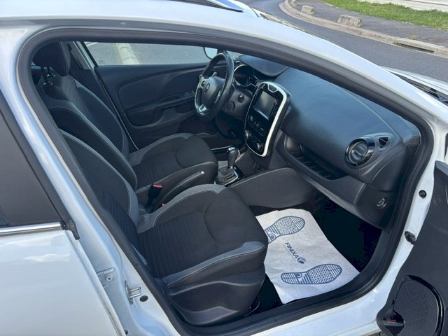 Renault Renault Clio IV (B98) 1.5 dCi 90ch Intens EDC eco² 