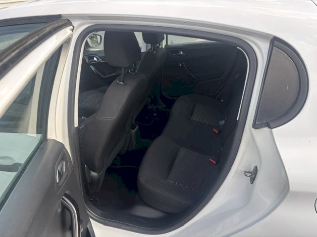 Peugeot Peugeot 208  1.4 HDi FAP Access 5p