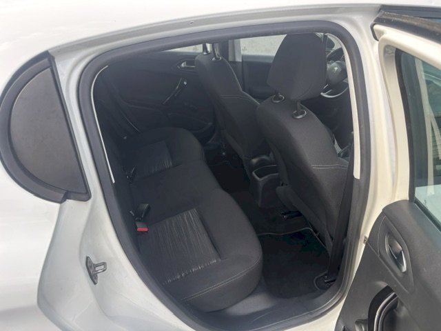 Peugeot Peugeot 208  1.4 HDi FAP Access 5p