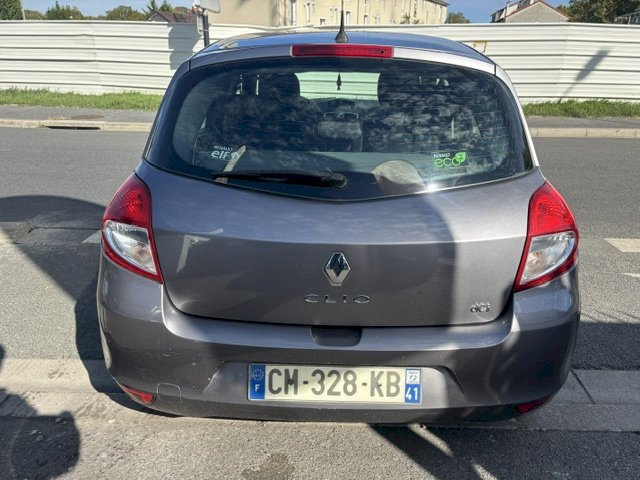 Renault Renault Clio III (B/C85) 1.5 dCi 75ch Expression Clim eco² 5p
