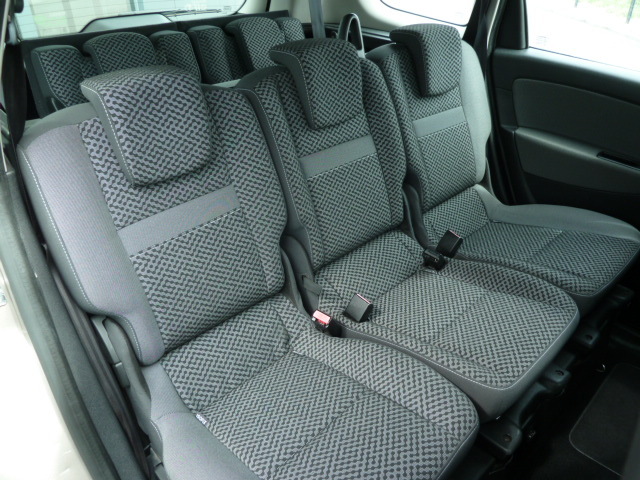Renault Renault Grand Scenic III (R95) 1.6 dCi 130ch energy Expression eco² 7 places