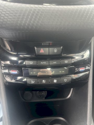 PEUGEOT Peugeot 208  1.6 BlueHDi 100ch Allure Business S&S 5p