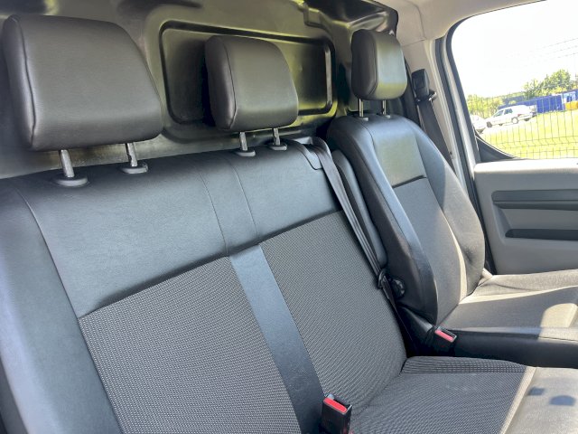 CITROEN Jumpy 1.5 HDI 120 CV DRIVER FG Garantie Nationale 12 Mois