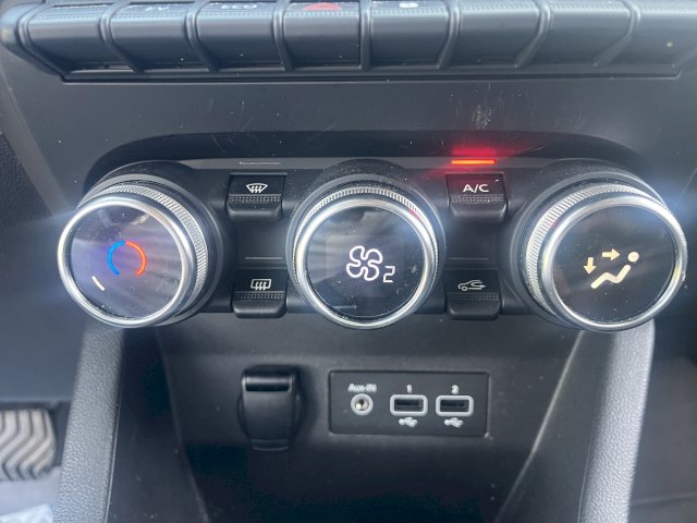Renault Renault Clio V 1.6 E-Tech 140ch Business Garantie Nationale 12 Mois